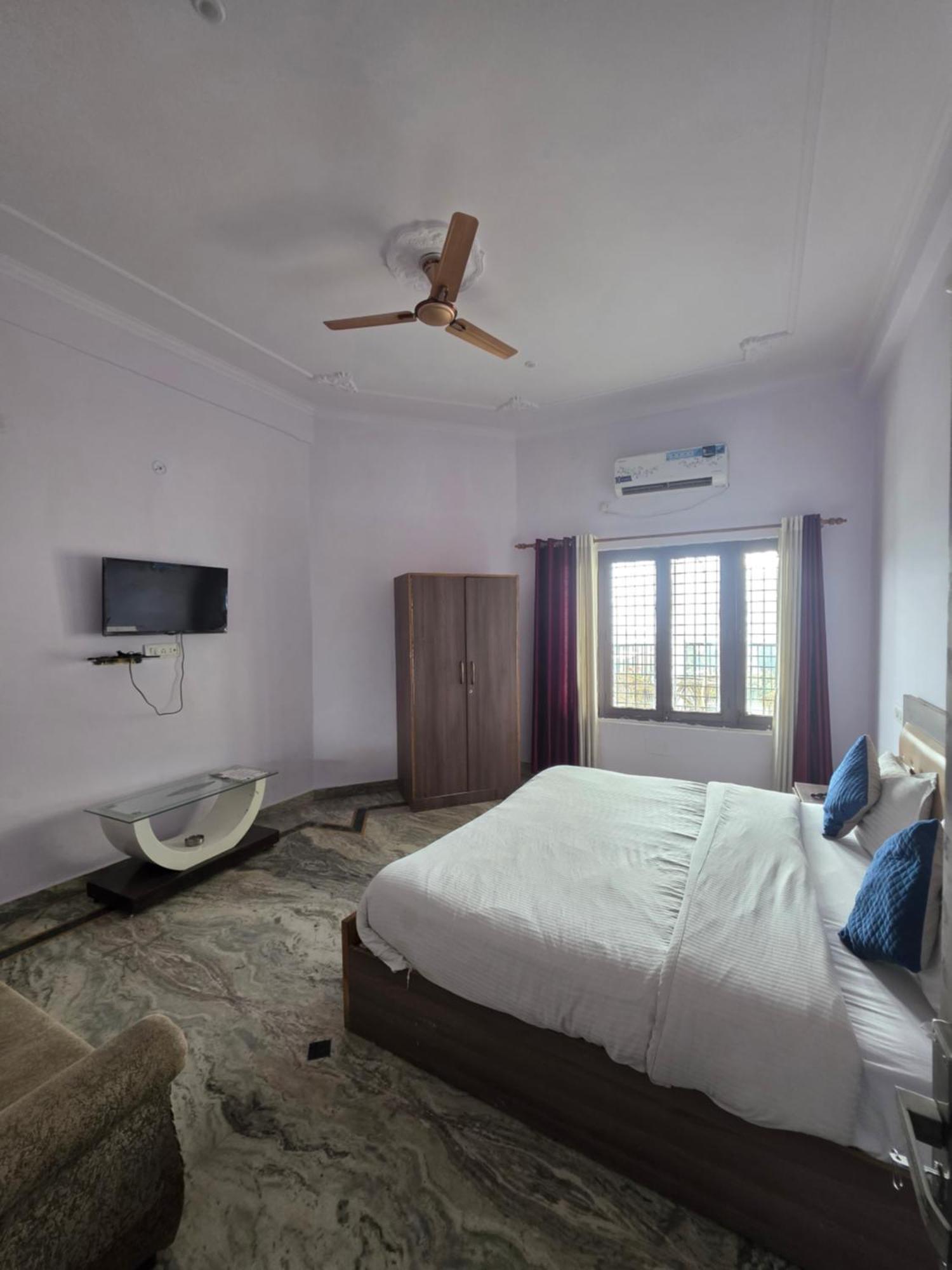 Siddhi Vinayak Hotel And Banquet Bhīm Tāl 외부 사진